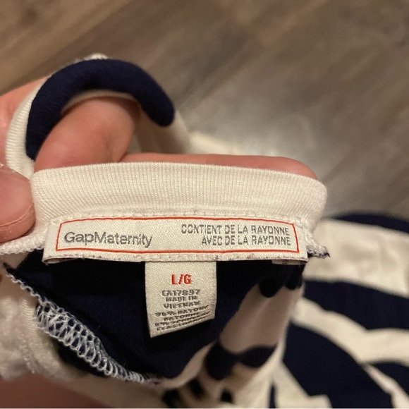 Gap Maternity maxi dress striped twist back - Picture 5 of 8